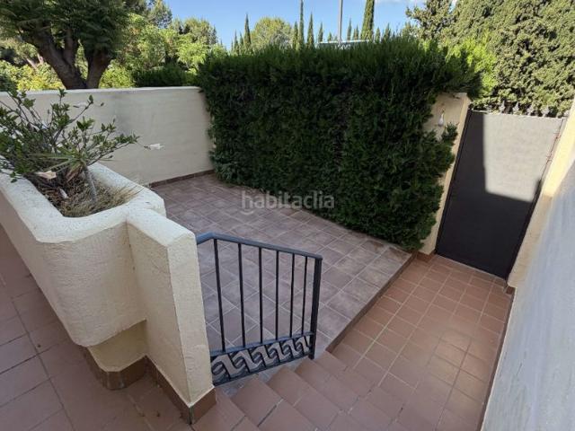 Casa adosada en venta en Marbella, Nagüeles Alto. Casas adosadas.