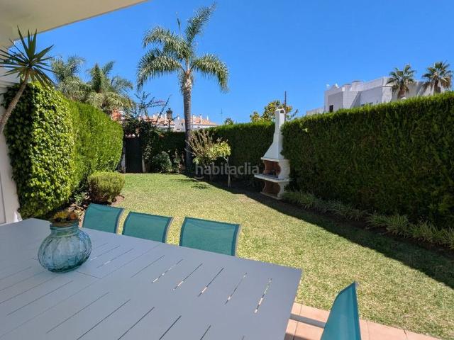 Casa adosada en venta en Marbella, San Pedro de Alcántara Pueblo. Casas adosadas.