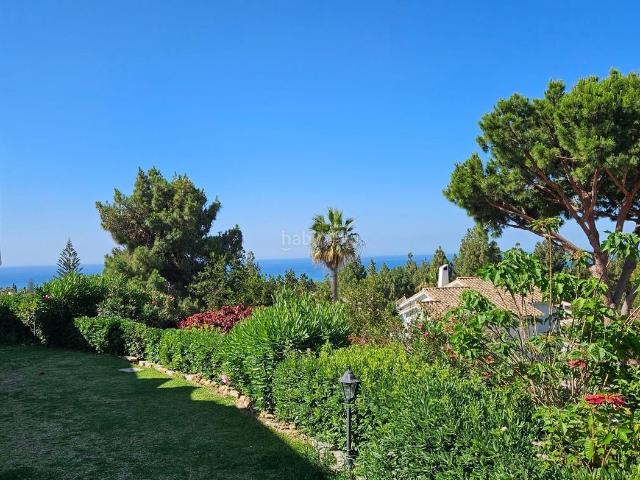 Casa adosada en venta en Marbella, San Pedro de Alcántara Pueblo. MAGNIFICO APAREADO A ESTRENAR. Casas adosadas.