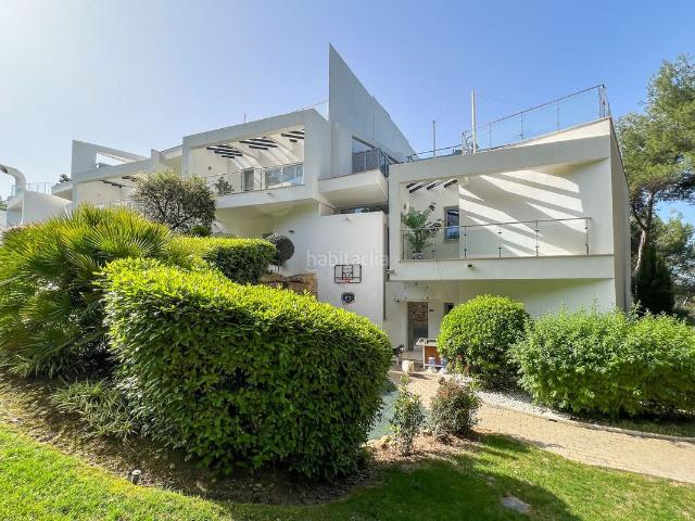 Casa adosada en venta en Marbella, Sierra Blanca. Casas adosadas.