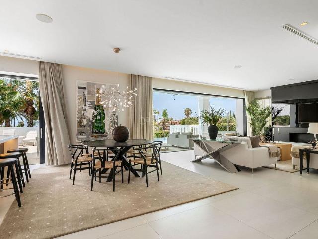 Casa adosada en venta en Marbella, Sierra Blanca. Casas adosadas.