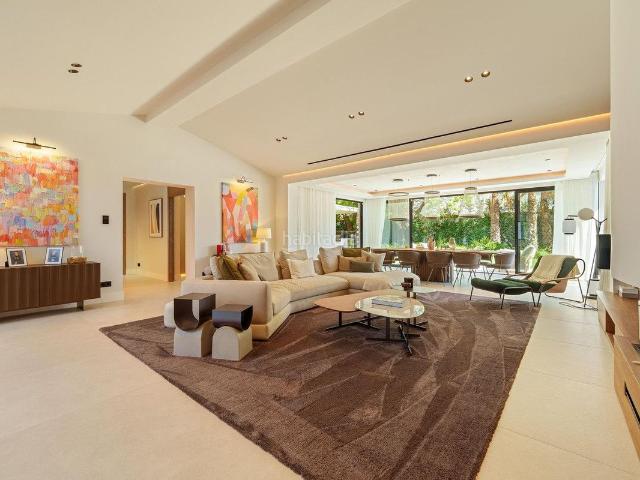 Casa adosada en venta en Marbella, Puerto Banús. Casas adosadas.