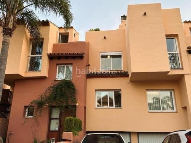 Casa adosada en venta en Marbella, Rodeo Alto Guadaiza La Campana. Casas adosadas.