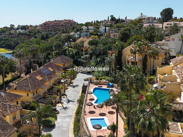 Casa adosada en venta en Marbella, Río Real. Casas adosadas.