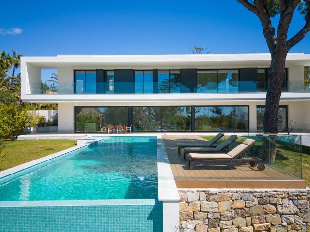 Casa adosada en Venta en Marbesa