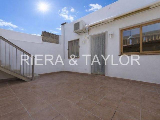 Casa adosada en Venta en Maria de la Salut