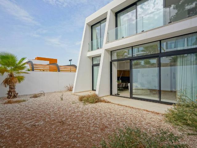 Casa adosada en Venta en Marisol Park Ortembach Los Almendros