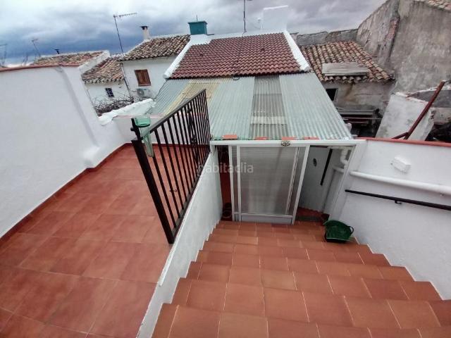 Casa adosada en venta en Martos. CASA CON GARAJE Y TERRAZAS. Casas adosadas.