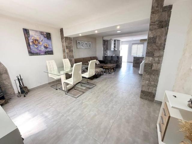 Casa adosada en Venta en Martos