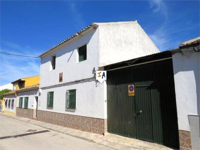 Casa adosada en Venta en Martos