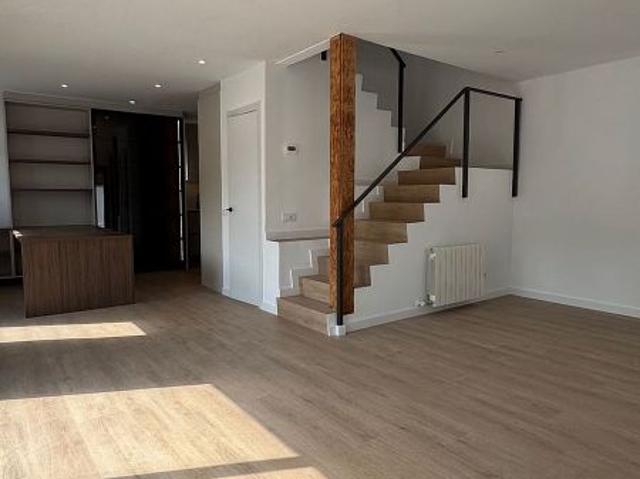 Casa adosada en venta en Masnou, de 120 m² 3 habitaciones por 720.000