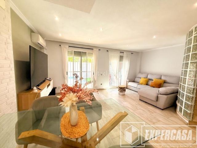 Casa adosada en venta en Massalfassar. Casas adosadas.