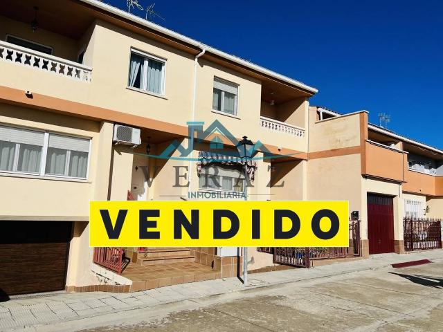 Casa adosada en Venta en Mejorada
