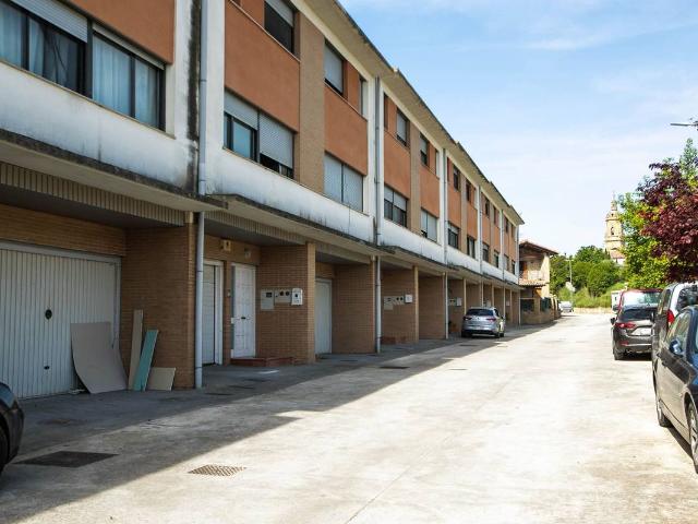 Casa adosada en Venta en Mendigorria
