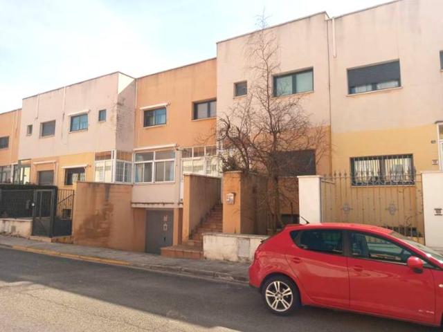 Casa adosada en Venta en Miguelturra