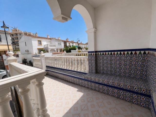 Casa adosada en venta en Mijas, Centro. AMPLIO ADOSADO CON GRAN SOTANO. Casas adosadas.