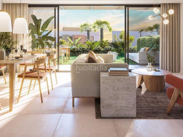 Casa adosada en venta en Mijas, El Faro de Calaburra Chaparral. OBRA NUEVA ESPECTACULARES ADOSADOS 3 HABITACIONES PISCINA GARAGE. Casas adosadas.