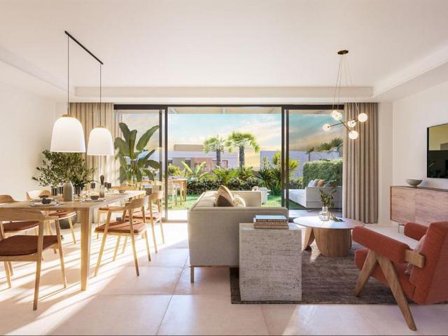 Casa adosada en venta en Mijas, El Faro de Calaburra Chaparral. Adosados en primera línea de golf, Mijas. Casas adosadas.