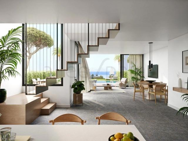 Casa adosada en venta en Mijas, El Faro de Calaburra Chaparral. Exclusiva villa a menos de 500 metros de la costa de Mijas. Casas adosadas.