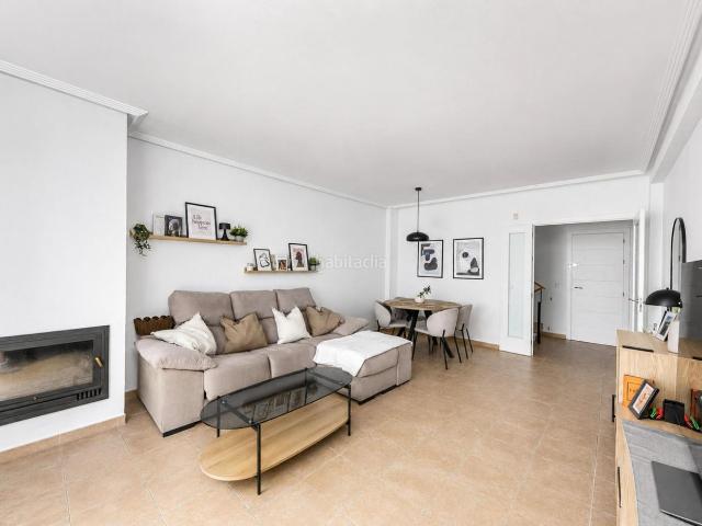 Casa adosada en venta en Mijas, Hipódromo Cerrado del Águila. Adosado de esquina en Residencial El Hipódromo Mijas. Casas adosadas.