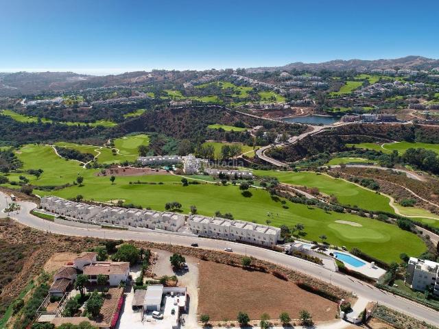 Casa adosada en venta en Mijas, La Cala Golf Lagar Martell. Últimas viviendas a estrenar en primera línea de golf en Mijas. Casas adosadas.