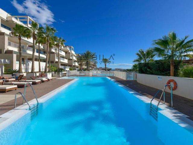 Casa adosada en venta en Mijas, La Cala Mijas. Casa en venta en Residencial Jardinana Azalea de La Cala de Mijas en Mijas Costa. Casas adosadas.