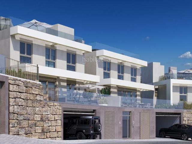 Casa adosada en venta en Mijas, Mijas Golf. Vivienda adosada de obra nueva con 4 dormitorios en La Cala de Mijas. Casas adosadas.