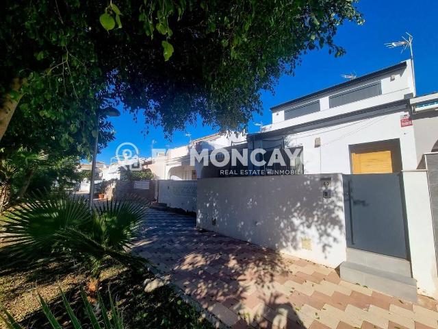 Casa adosada en Venta en Mil Palmeras