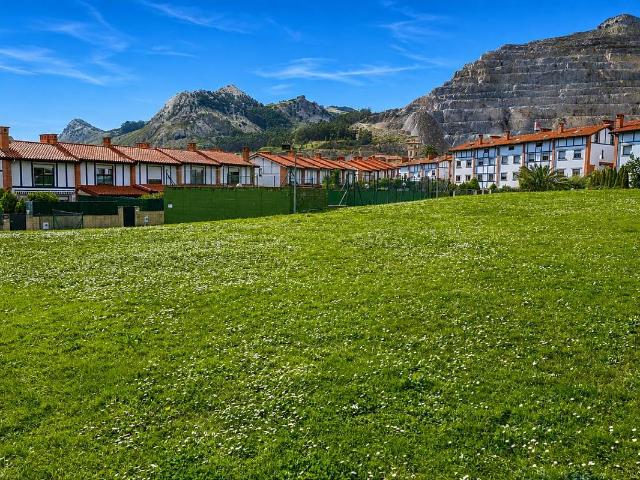 Casa adosada en Venta en Mioño Santullán