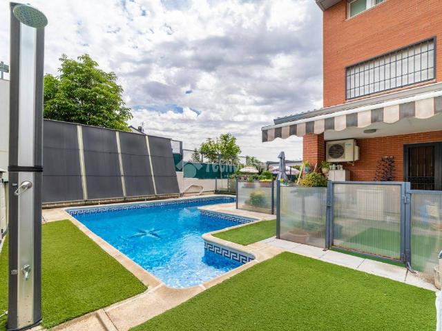 Casa adosada en Venta en Miramadrid