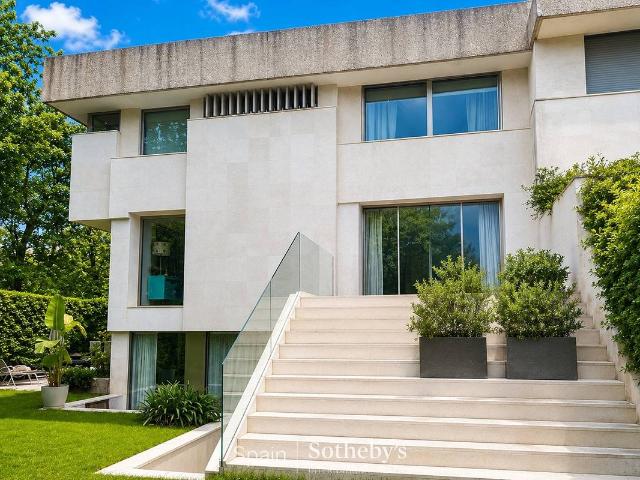 Casa adosada en Venta en Mirasierra