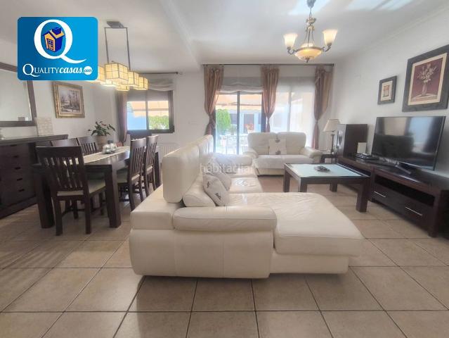 Casa adosada en venta en Mutxamel, Almajada Ravel. Adosado en venta en La Almajada, 5 dormitorios. Casas adosadas.