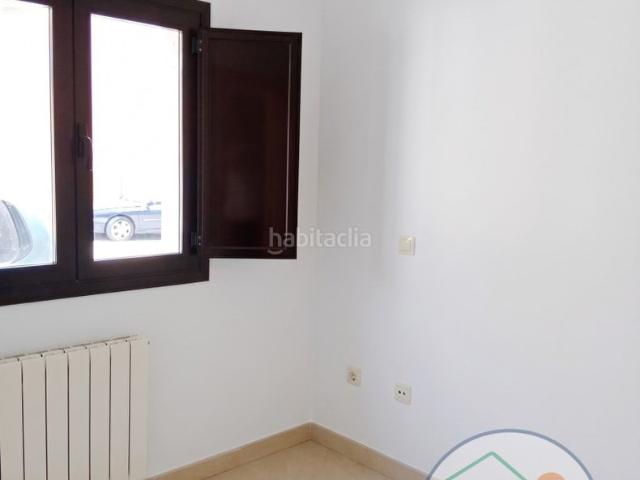 Casa adosada en venta en Mucientes. NO COBRAMOS HONORARIOS DE INTERMEDIACIÓN AL COMPRADOR!Chalet adosado en venta en Mucientes Valladolid amplitud, comodidad y espaci. Casas adosadas.