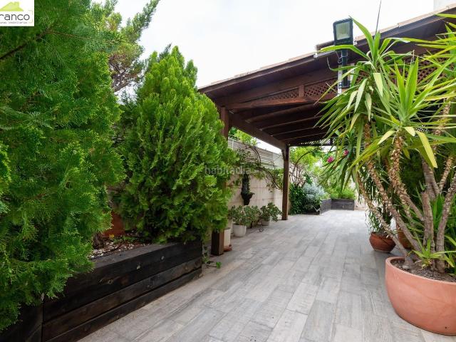 Casa adosada en venta en Murcia, Churra. Impecable Pareado en Churra, Murcia Ideal para Familias. Casas adosadas.