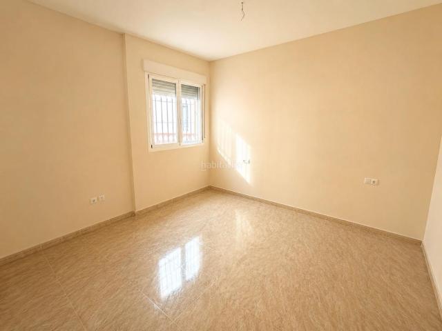 Casa adosada en venta en Murcia, Corvera. Adosado Nuevo en Corvera, Murcia por solo 150,000!. Casas adosadas.