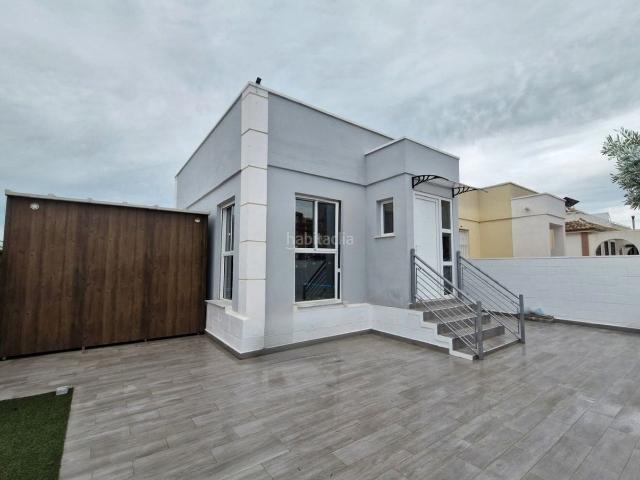Casa adosada en venta en Murcia, Jerónimo y Avileses. Casa reformada en La Sierra Golf!. Casas adosadas.