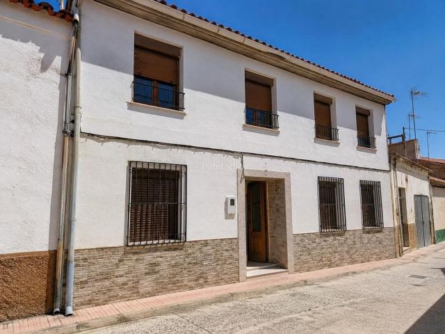 Casa adosada en venta en Murcia, Puebla de Soto. Amplio Adosado en Puebla de Soto por solo 118,000 las fotos no son originales, si intgeresa la vivienda enviamos las fotos or. Casas adosadas.