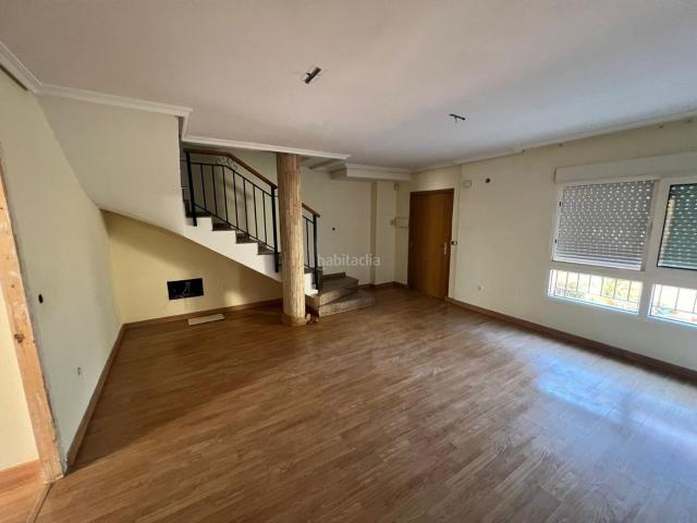 Casa adosada en venta en Murcia, Puebla de Soto. Se vende algo más que una casa se vende el escenario de tu próxima gran historia EN LA PUEBLA DE SOTO. Casas adosadas.