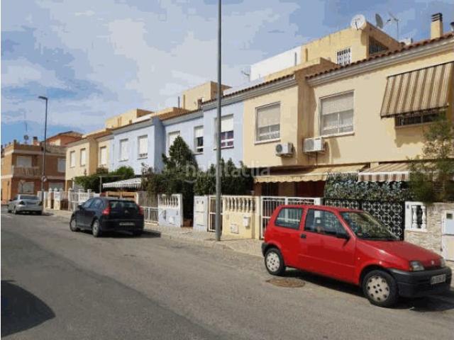 Casa adosada en venta en Murcia, San José de la Vega. Casas adosadas.