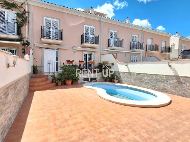 Casa adosada en Venta en Novelé / Novetlè