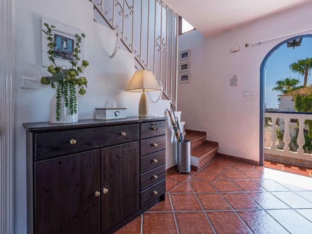 Casa adosada en venta en Nerja, Capistrano. Casas adosadas.