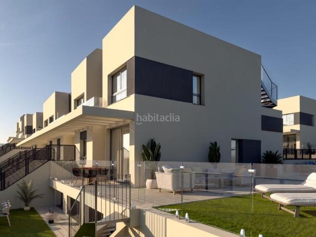 Casa adosada en venta en Nerja, Capistrano. CHALET EN VENTA NERJA. Casas adosadas.