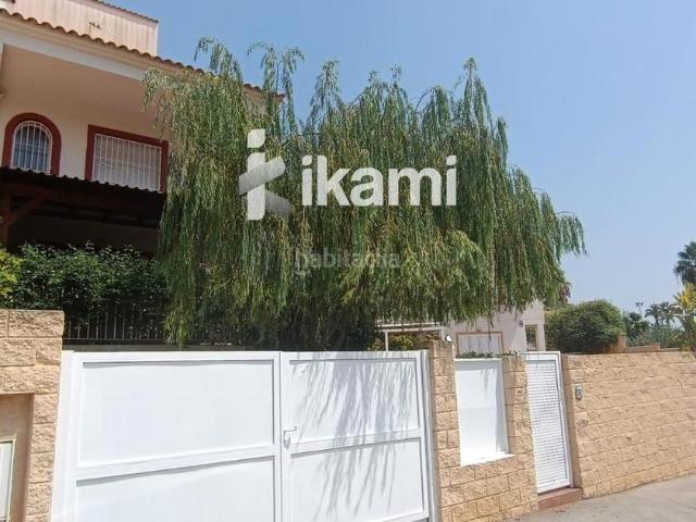 Casa adosada en venta en Nucia la, Coloma. Casa amplia y luminosa ideal para disfrutar en familia. Casas adosadas Nucia.