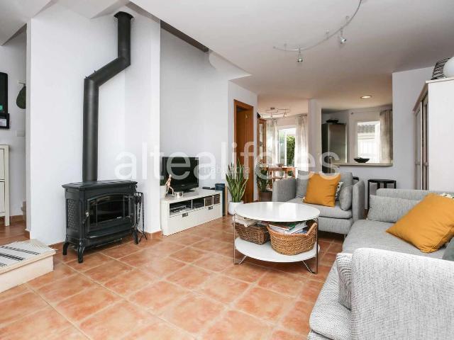 Casa adosada en venta en Nucia la, Montebello Nou Espai. Bungalow en Esquina en Venta en La Nucía Terrazas, Solárium y Piscina. Casas adosadas Nucia.
