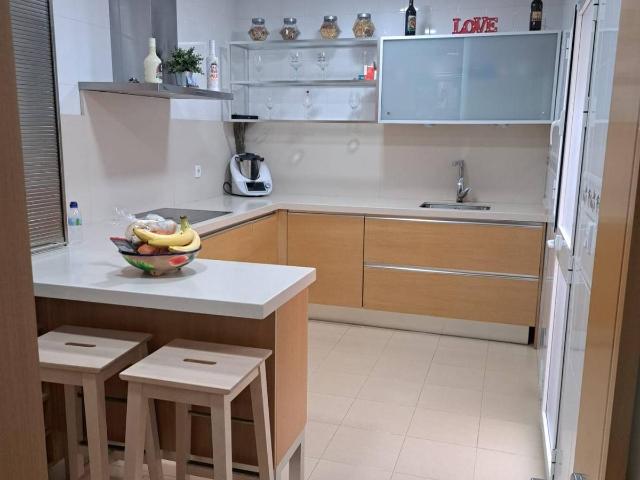 Casa adosada en Venta en Núcleo urbano