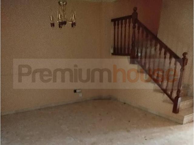 Casa adosada en Venta en Nucli Urbà