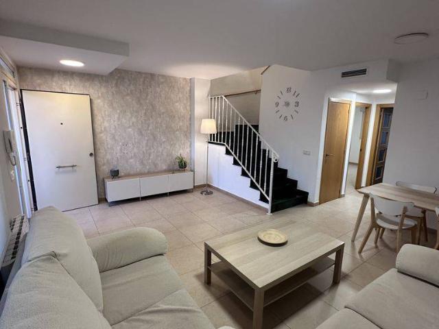 Casa adosada en Venta en Nuevo Centro