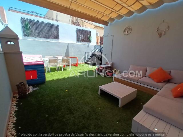Casa adosada en Venta en Nueva Alcalá