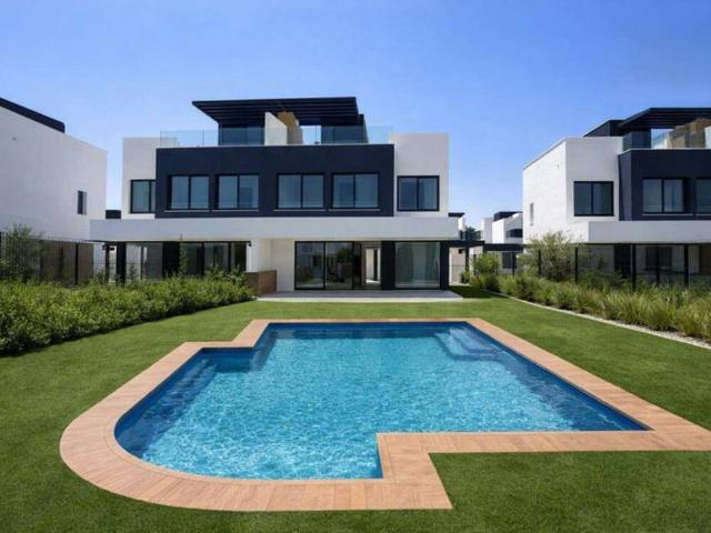 Casa adosada en Venta en Nueva Atalaya