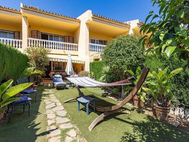 Casa adosada en Venta en Nueva Torrequebrada